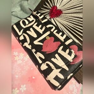 🖤❤️ Graffiti LOVE Heart Wallet ✨ Zip-Around Accordion Organizer